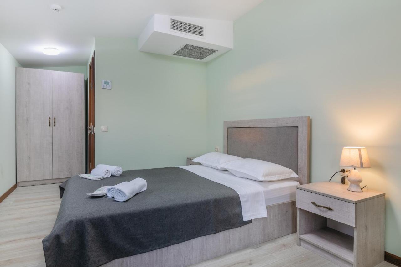 Gala Boutique Hotel Kutaisi Ngoại thất bức ảnh