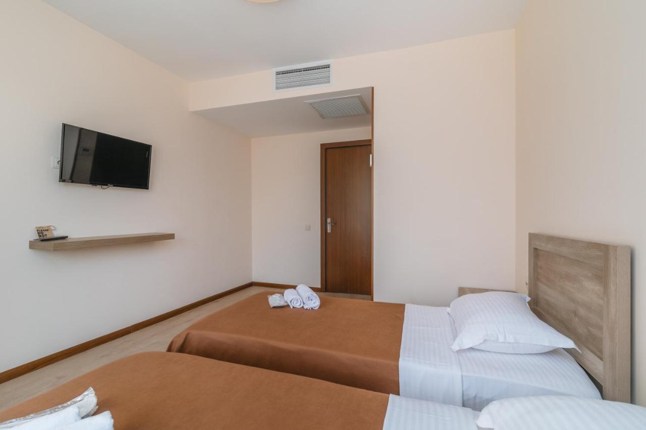 Gala Boutique Hotel Kutaisi Ngoại thất bức ảnh